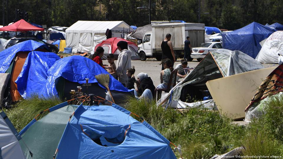 Behelfslager mit Zelten für Vertriebene in Beirut, Libanon