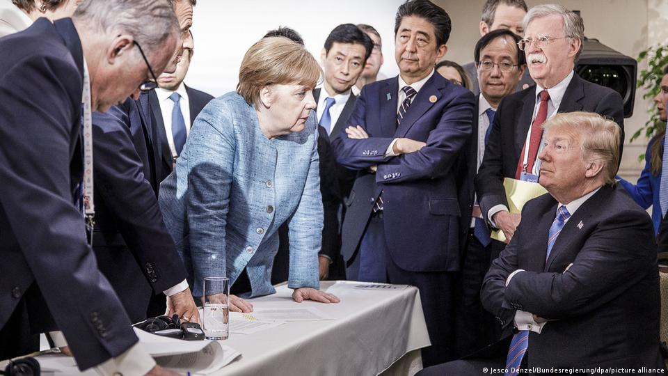 Merkel und andere G7-Führer und Mitarbeiter im Jahr 2018