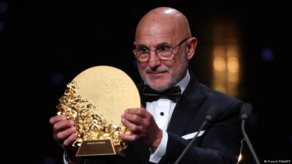 Luis de la Fuente bei der Verleihung des Ballon d'Or