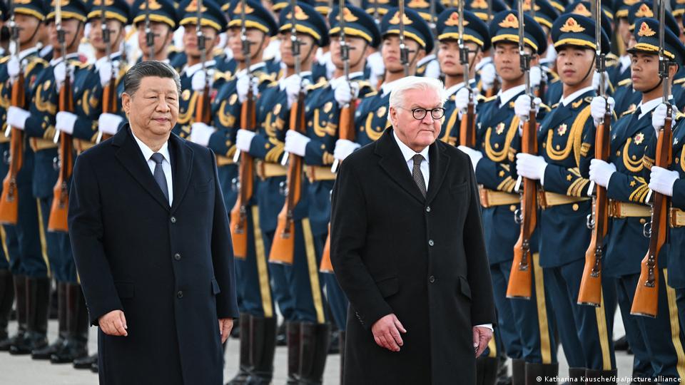 Xi Jinping neben Frank-Walter Steinmeier