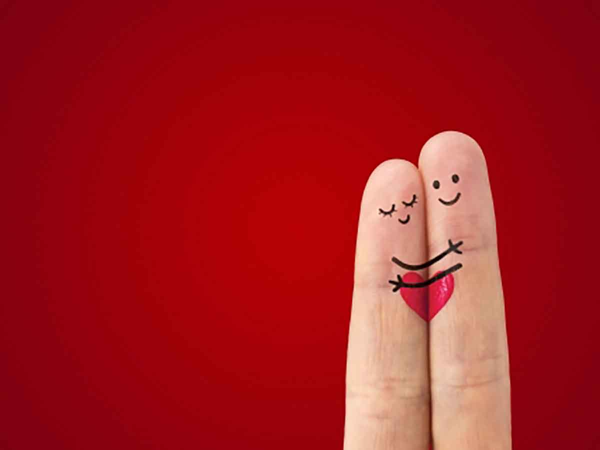 Finger-Singles haben sich auf Dating-Events gefunden
