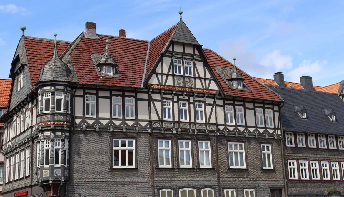 Goslar - Altstadt mit historischen Häusern - Foto von Michael Weber