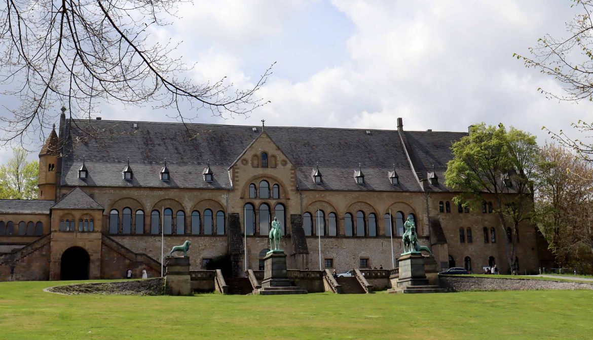 Kaiserpfalz in Goslar - historische Sehenswürdigkeit - Foto von Michael Weber