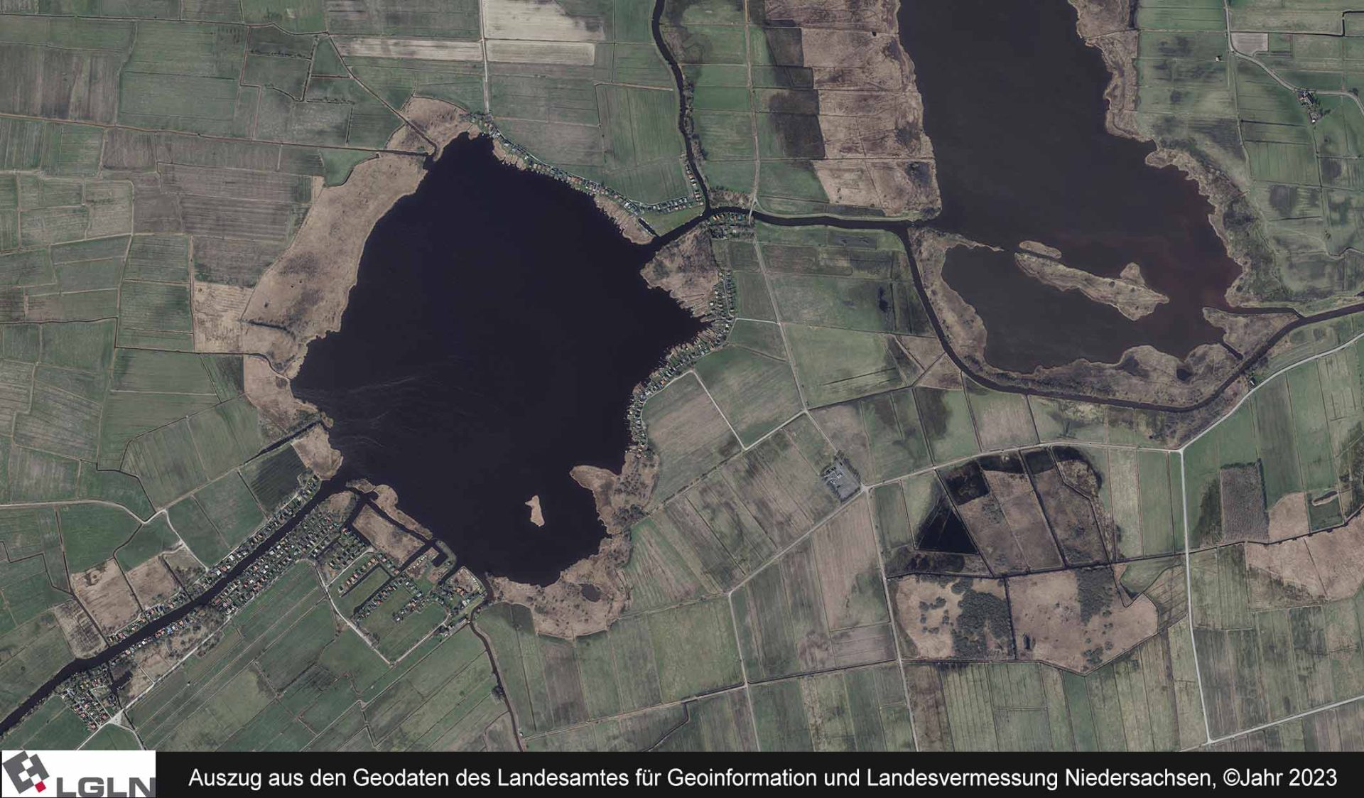 Kleines Meer - Luftbild - Auszug aus den Geodaten des Landesamtes für Geoinformation und Landesvermessung Niedersachsen, ©Jahr 2023