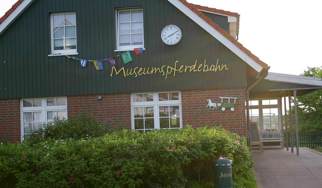 Spiekeroog - Haus der Museumspferdebahn