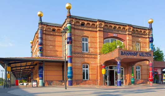 Hundertwasser-Bahnhof in Uelzen - c Oliver Huchthausen